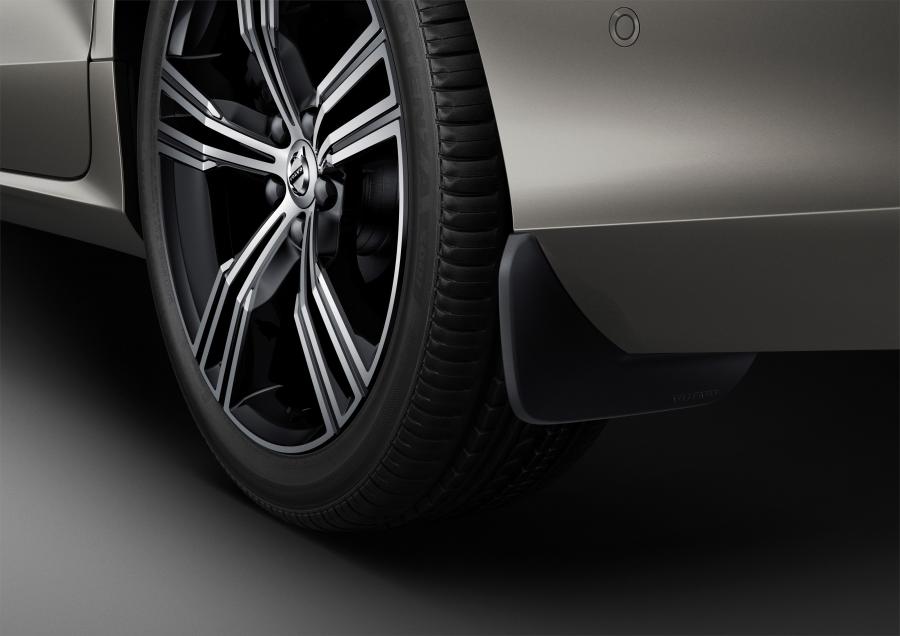 Колеса Volvo V60 T6 Inscription 2018 года  (WW) (фото 8 из 53)